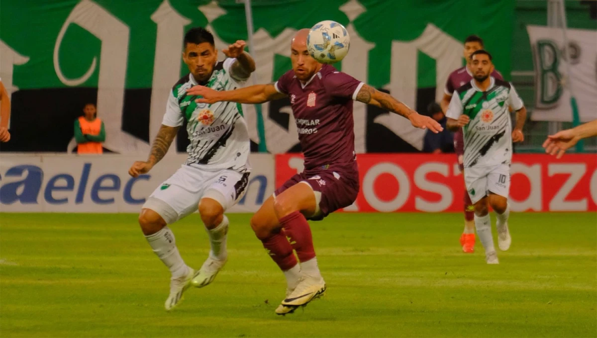 POTENCIA. Junior Arias es el goleador de San Martín de Tucumán esta temporada en la Primera Nacional.