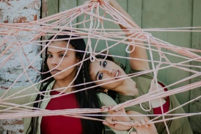 Ocho obras en homenaje a Gabriela Dos Santos