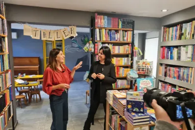 Citas de lectura: “Al abrir un libro espero hallar sabiduría”, dice María Lobo