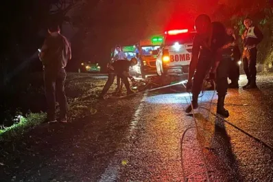 Una camioneta cayó al precipicio en El Rulo