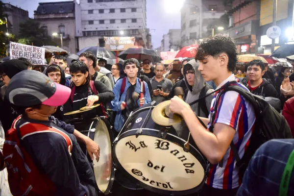 En imágenes: así se vivió la Marcha Universitaria Federal en Tucumán