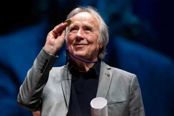 Joan Manuel Serrat recibirá el premio Princesa de Asturias 2024