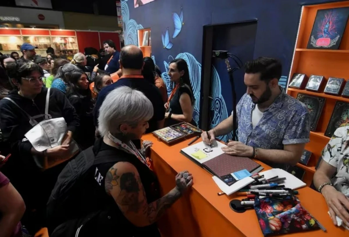 Feria del Libro de Buenos Aires: una agenda que reúne a escritores, lectores y editoriales