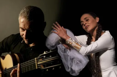 De Aznavour hacia Yupanqui, de la guitarra a la coreografía