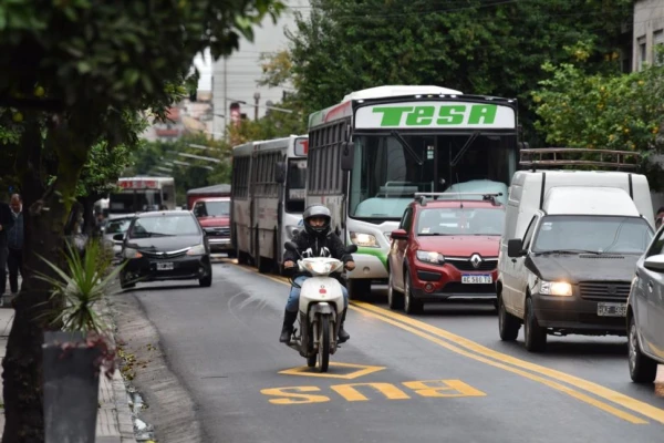 Carriles exclusivos: del éxito de Rosario al fracaso de Salta