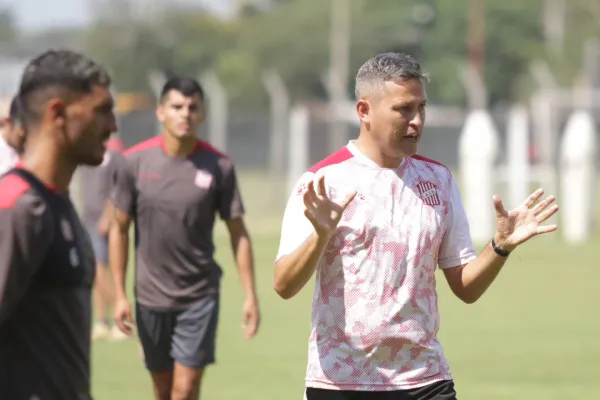 En el regreso a los entrenamientos de San Martín, Diego Flores recibió una gran noticia
