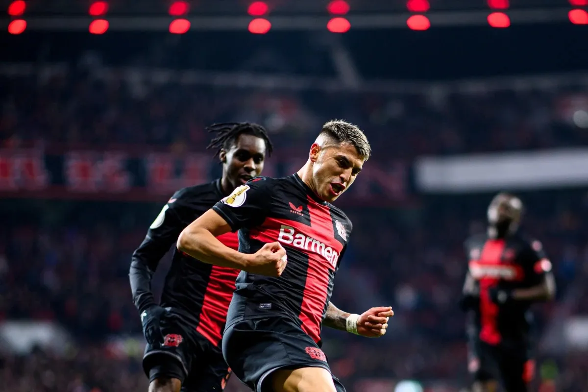 BUEN PRESENTE. Exequiel Palacios viene de conquistar la Bundesliga con Bayer Leverkusen.