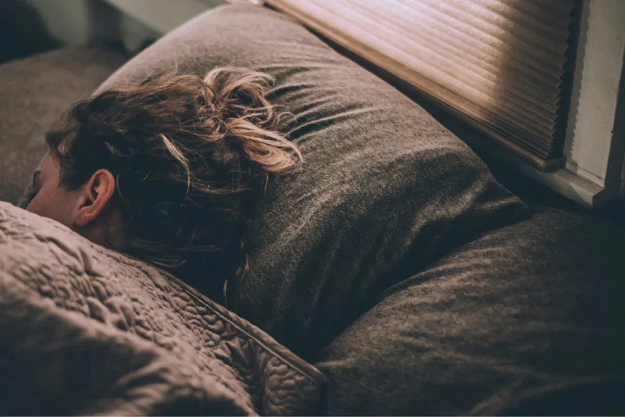 Existen diferentes técnicas para relajarse y dormir mejor
