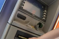 Empleados estatales: mañana comienza el pago del 80% del sueldo