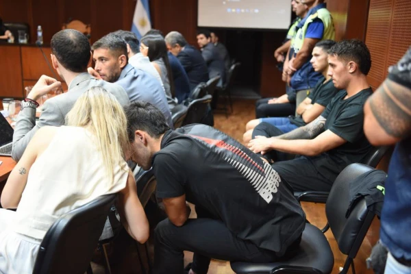 ¿Recuperarán la libertad? Una audiencia clave define el futuro de los jugadores de Vélez