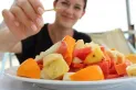 Cuáles son las frutas que no debés comer de noche y por qué