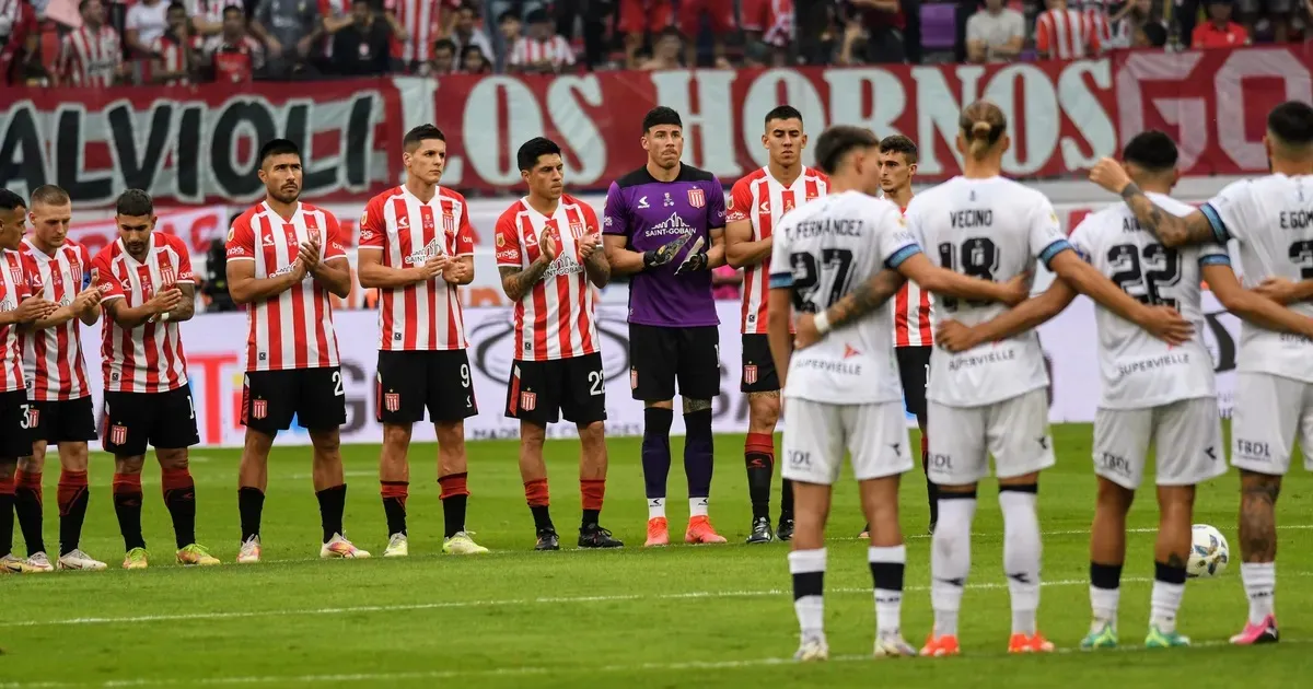 Muerte de Menotti: la emocionante reacción de la hinchada de Estudiantes