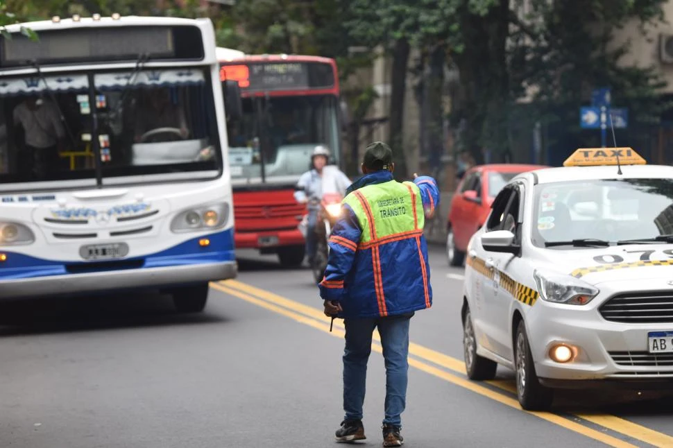 OBJETIVO. El municipio de la Capital explicó que no existe ánimo recaudatorio en las disposiciones adoptadas para ordenar el tránsito de la ciudad. la gaceta / foto de Juan Pablo Sánchez Noli