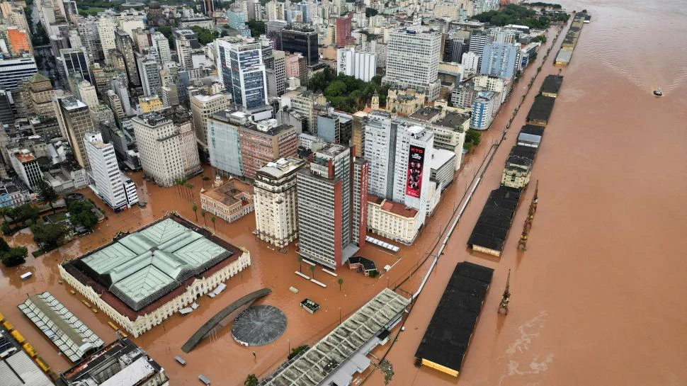 Brasil: el agua no da tregua