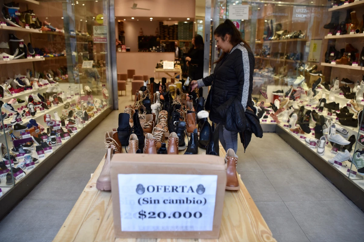 Actividad comercial en la capital. LA GACETA / INÉS QUINTEROS ORIO (FOTO ILUSTRATIVA)