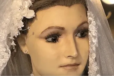 La Pascualita: conocé la espeluznante leyenda del maniquí-cadáver vestido de novia