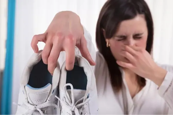 Qué significa cada olor corporal y cuándo puede ser una señal de alerta para la salud