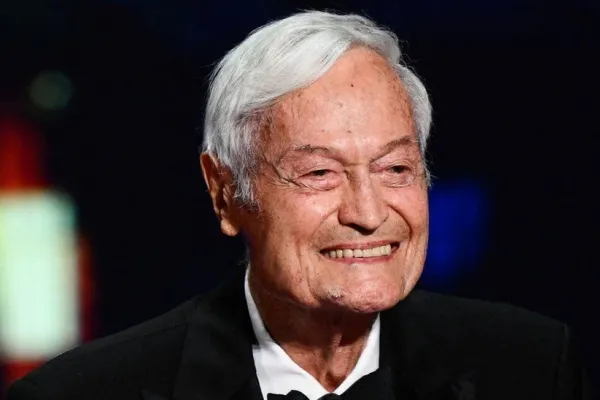Murió Roger Corman, el rey del cine clase “B”