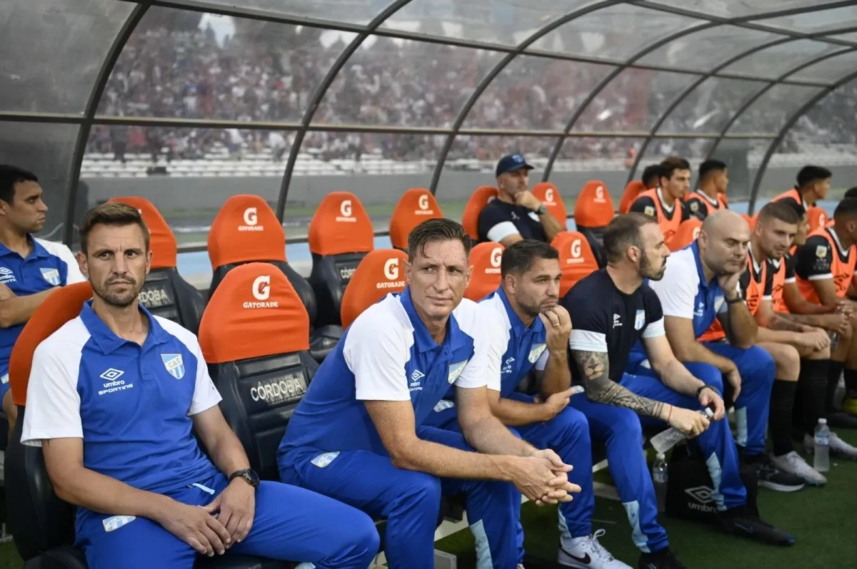 El impactante historial del entrenador de Atlético Tucumán enfrentando a Boca