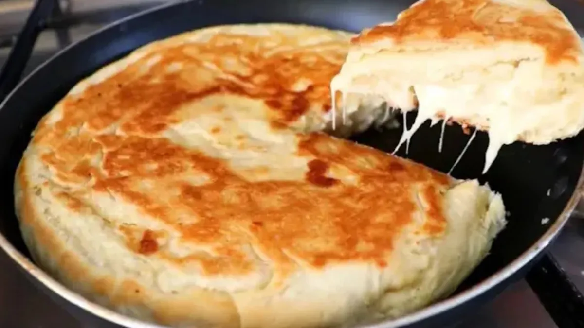 En sartén y solo en 10 minutos: cómo hacer el mejor pan de queso 