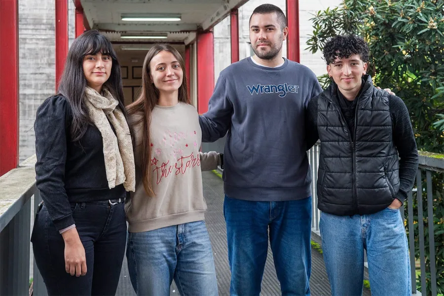 DE LA FAU A ESPAÑA. Victoria María Zelarayán, Ivonne Elisa Gálvez, Alfredo Nicolás Naser y Juan Ignacio Zamora son los estudiantes seleccionados para estudiar un semestre en la Escuela de Arquitectura de Madrid.