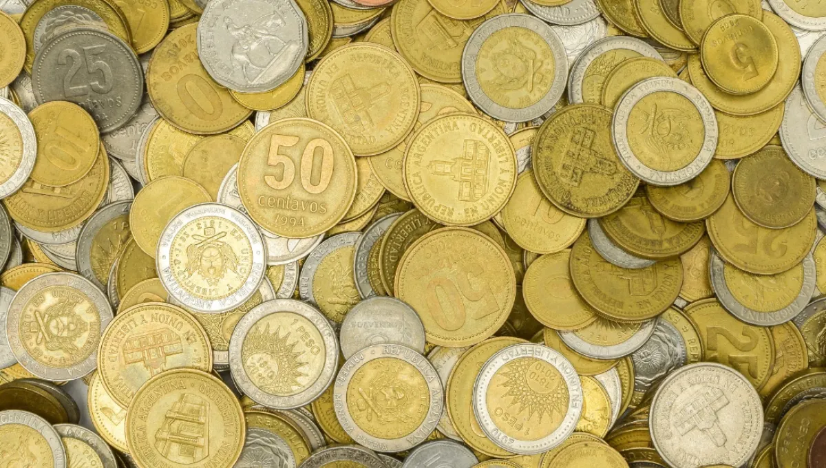 A revisar los cajones: pagan hasta $8o.000 por una moneda de 10 centavos