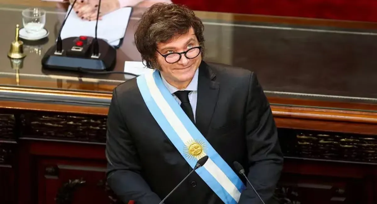 Javier Milei respaldó a Sandra Pettovello: Le sacó la careta al peronismo