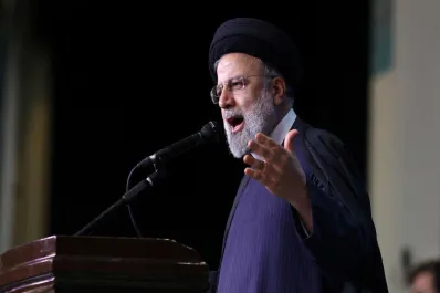 Medios estatales de Irán afirman que encontraron el helicóptero donde viajaban el presidente Ebrahim Raisi