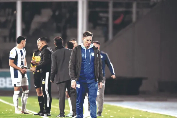 Los cambios de Sava en Atlético Tucumán: ¿un mensaje para los jugadores y para los dirigentes?