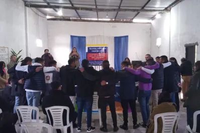 Luchan para salir del infierno de la droga apoyados en la fe y la esperanza