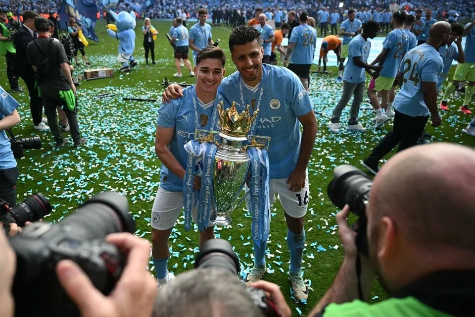 ELOGIOS. Julián ya se prepara para la Copa América 2024, pero antes recibió elogios de Guardiola y Rodri (foto) tras consagrarse en la Premier League.