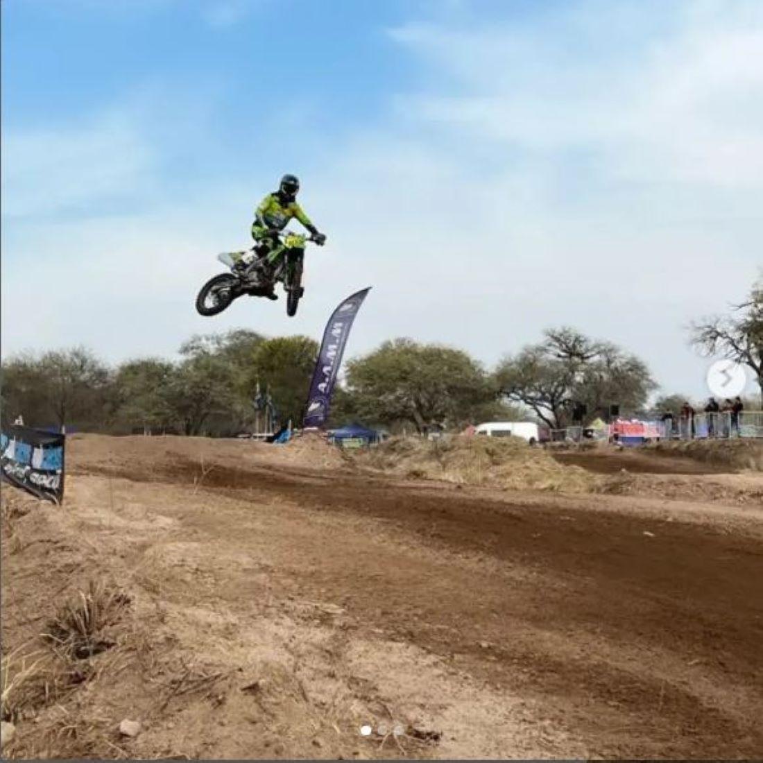 Iván Galván: el campeón argentino de motocross que salió último en los 21k de Yerba Buena