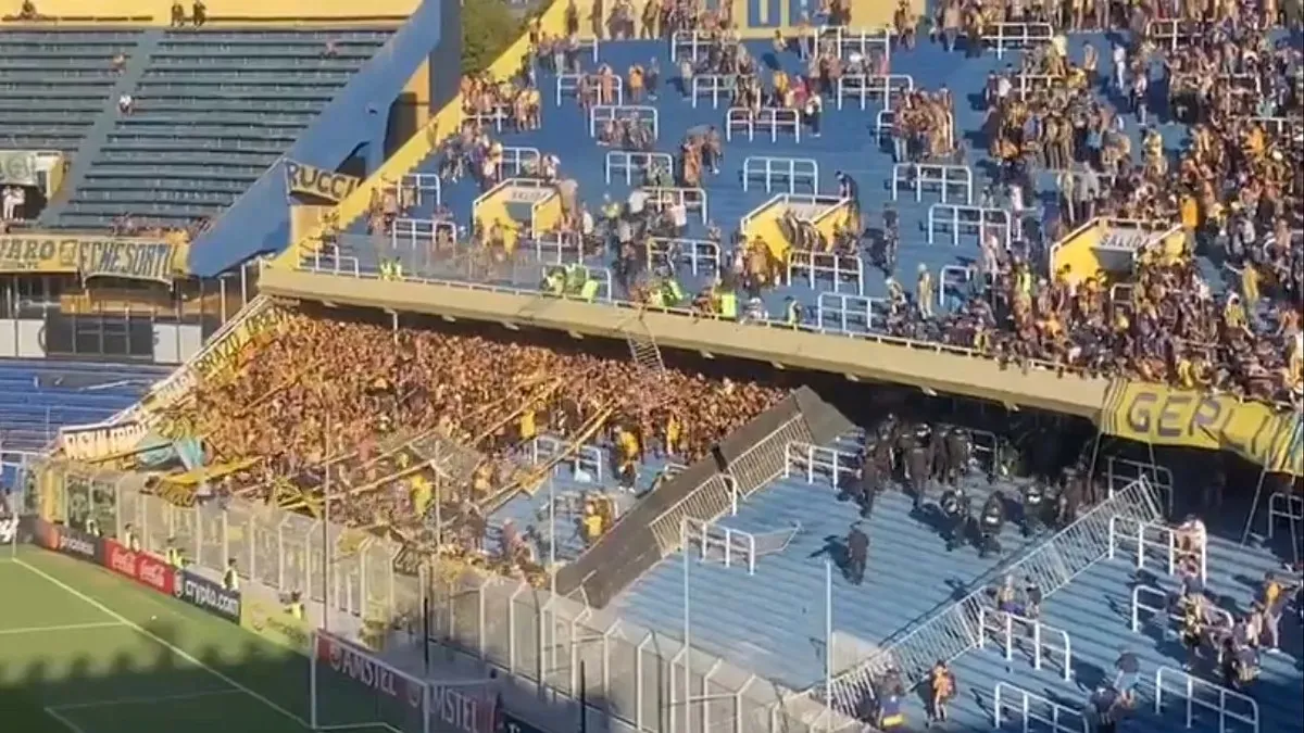 INCIDENTES. En el Gigante de Arroyito las cosas no terminaron bien.