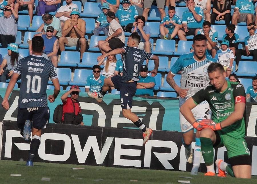 EN MENDOZA. Klusener defendió la camiseta de Independiente Rivadavia y le marcó a Belgrano de Córdoba. 