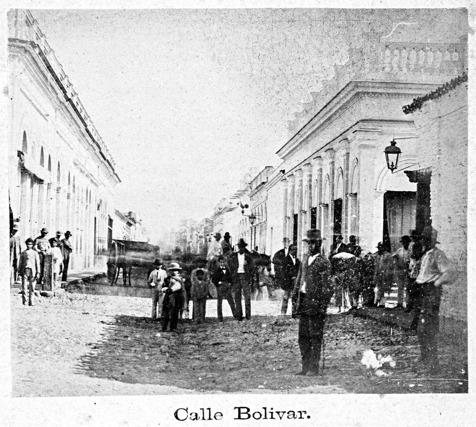 MENDOZA Y 25 DE MAYO. La céntrica esquina hacia el año 1872.