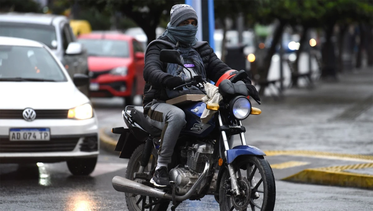 EN DESCENSO. La temperatura mínima seguirá bajando al menos hasta el miércoles en Tucumán.