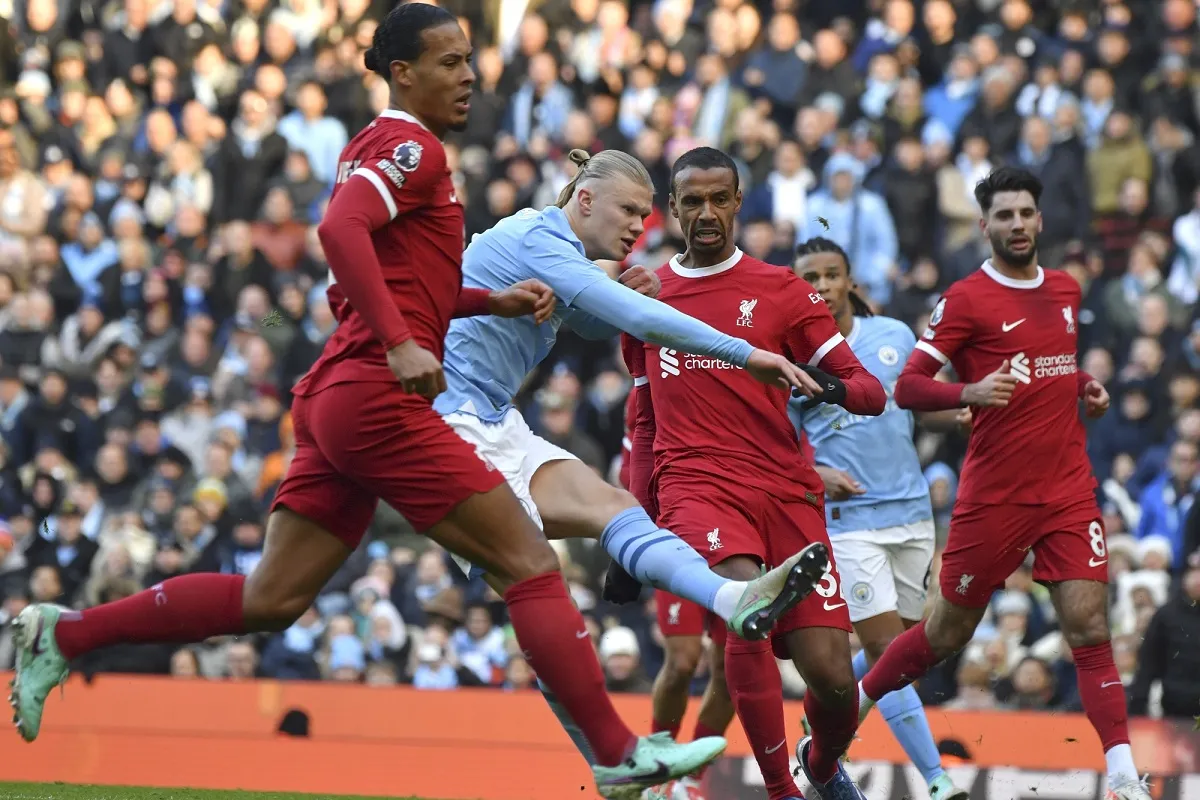 PIEZA CLAVE. Erling Haaland, de gran relación con Josep Guardiola, es el actual goleador de Manchester City. Foto de Toronto Sun.