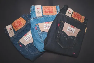 Un tuit viral explica por qué en la Argentina un jean Levi’s puede costar hasta U$S180