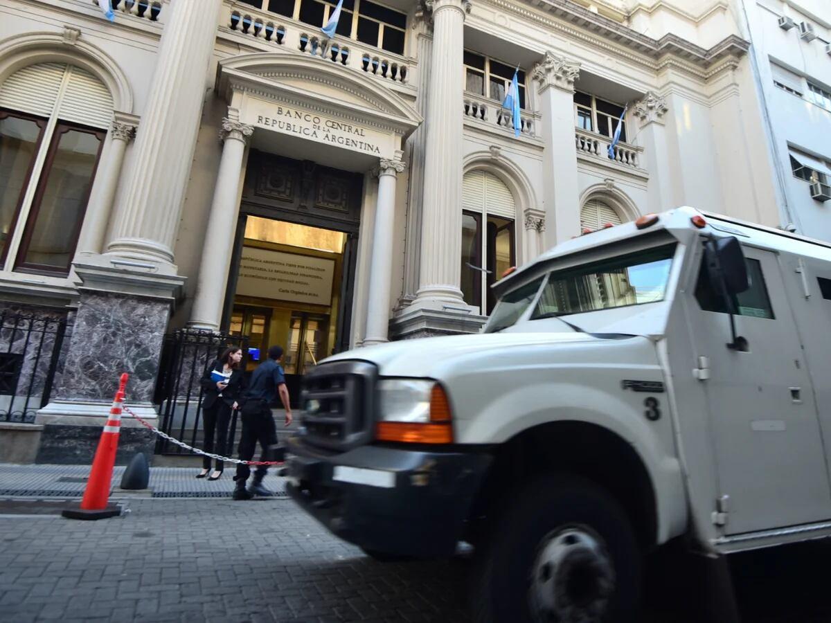 Cuánto gana por mes un chofer de camión de caudales en Argentina