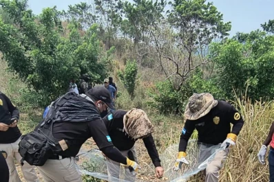 Las pandillas en Honduras: hallan cuerpos en fosas comunes