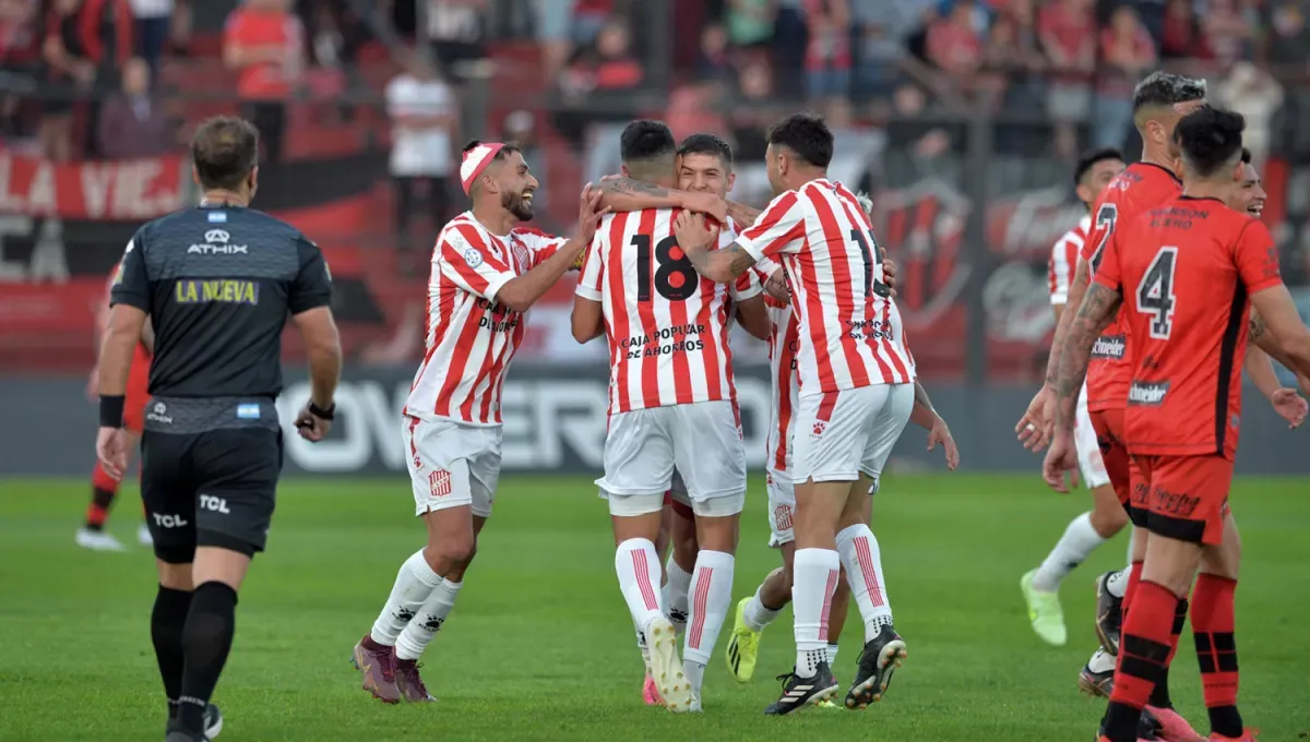 Un ex goleador de San Martín de Tucumán estaría cerca de volver a la Primera Nacional