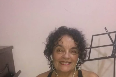 Un homenaje a la Alianza Francesa en “Cantares a mes amís”