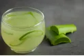 Los increíbles beneficios de tomar jugo de limón con aloe vera, según una especialista