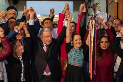 Un incómodo saludo protocolar hizo el Gobierno libertario a la presidenta electa de México