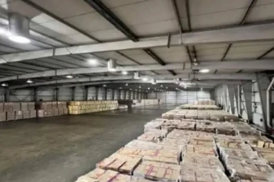 El Gobierno comienza con la entrega de alimentos