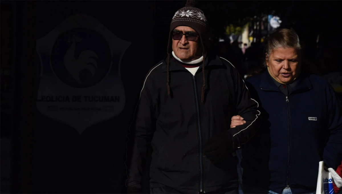 INVERNAL. Durante las primeras horas fue necesario mucho abrigo para hacerle frente al estado del tiempo. 