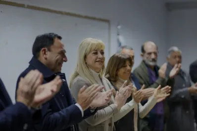 Chahla firmó un compromiso ambiental intergeneracional junto a funcionarios provinciales