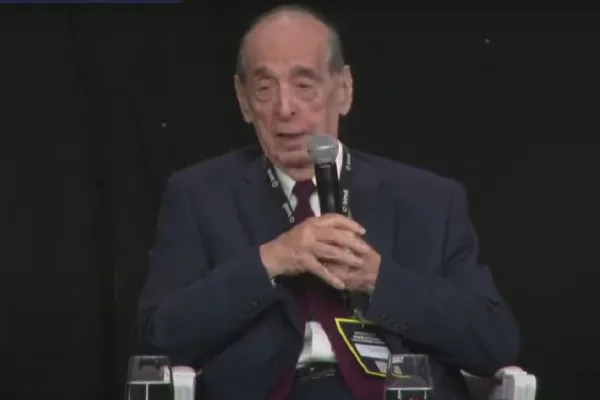 Ricardo Arriazu analizó la situación del país y dijo: No es conveniente un nuevo salto cambiario