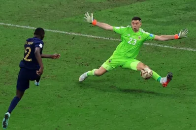 Arqueros, la raza de hombres solitarios que defienden una fortaleza