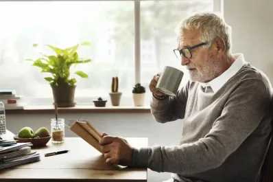 Los consejos de un neurocientífico para vivir mejor con una buena memoria después de los 70